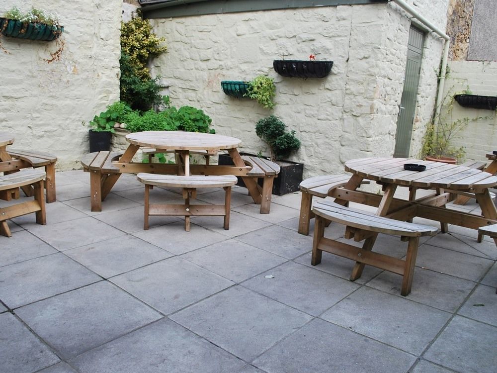 מלון ברנרד קאסל The Cricketers Arms מראה חיצוני תמונה