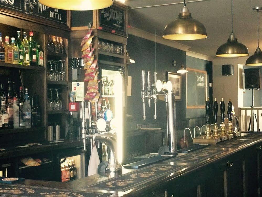 מלון ברנרד קאסל The Cricketers Arms מראה חיצוני תמונה